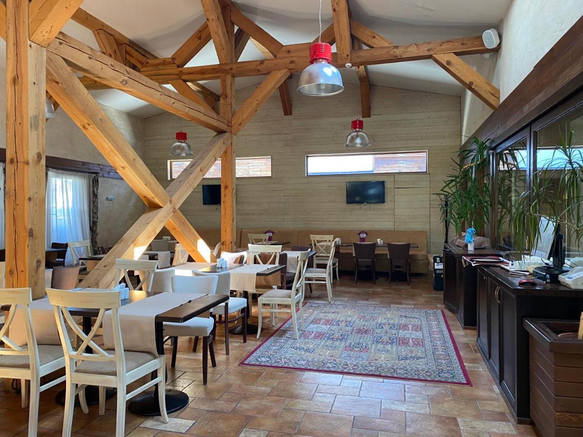 Luxury Private Studio In Green Life Bansko Bagian luar foto